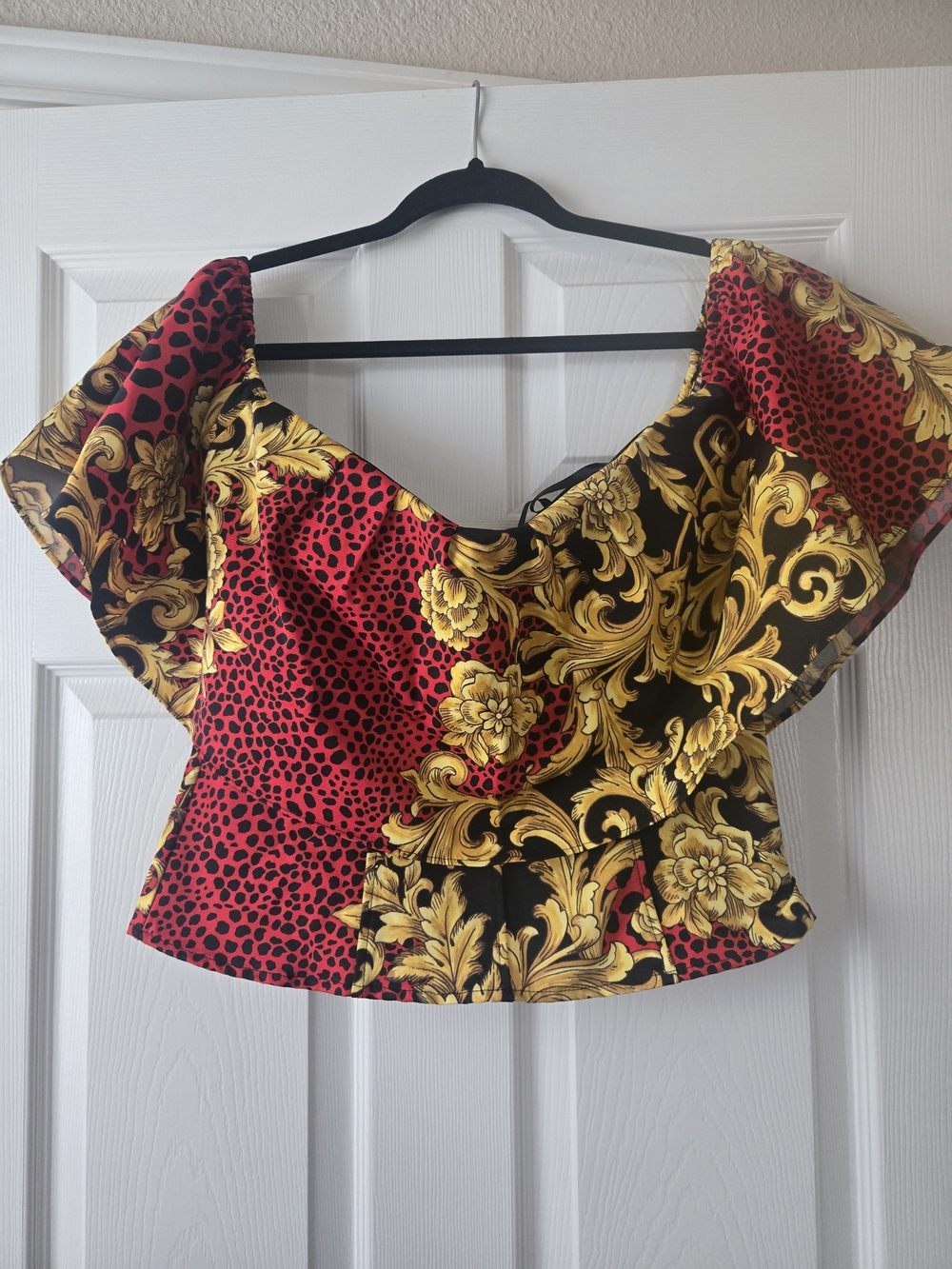 New York & Company Red Black & Gold Off-Shoulder Floral Baroque Crop Top